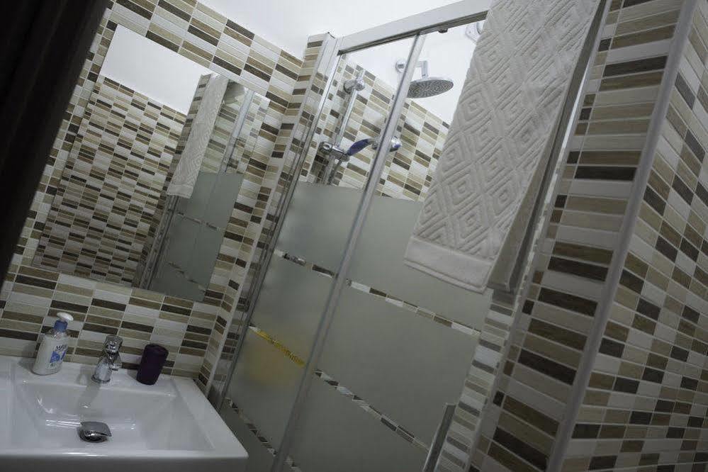 Il Centro Short Lets Hotel Valguarnera Caropepe Buitenkant foto